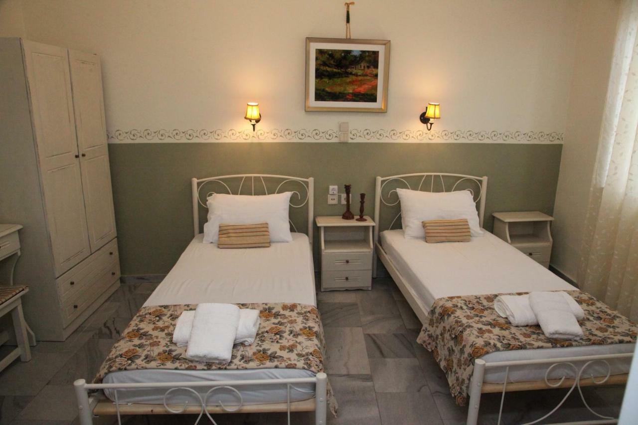Fiera Guesthouse Ermupoli Zewnętrze zdjęcie