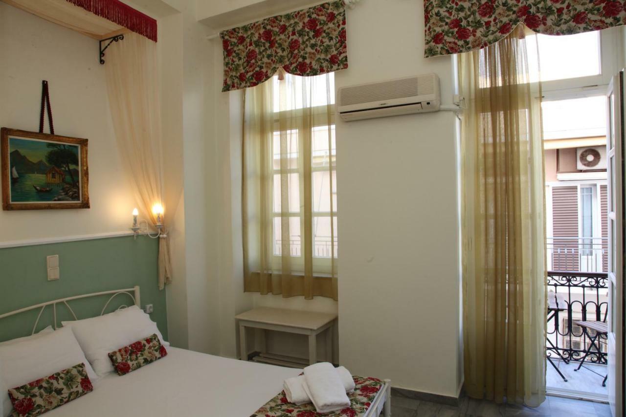 Fiera Guesthouse Ermupoli Zewnętrze zdjęcie