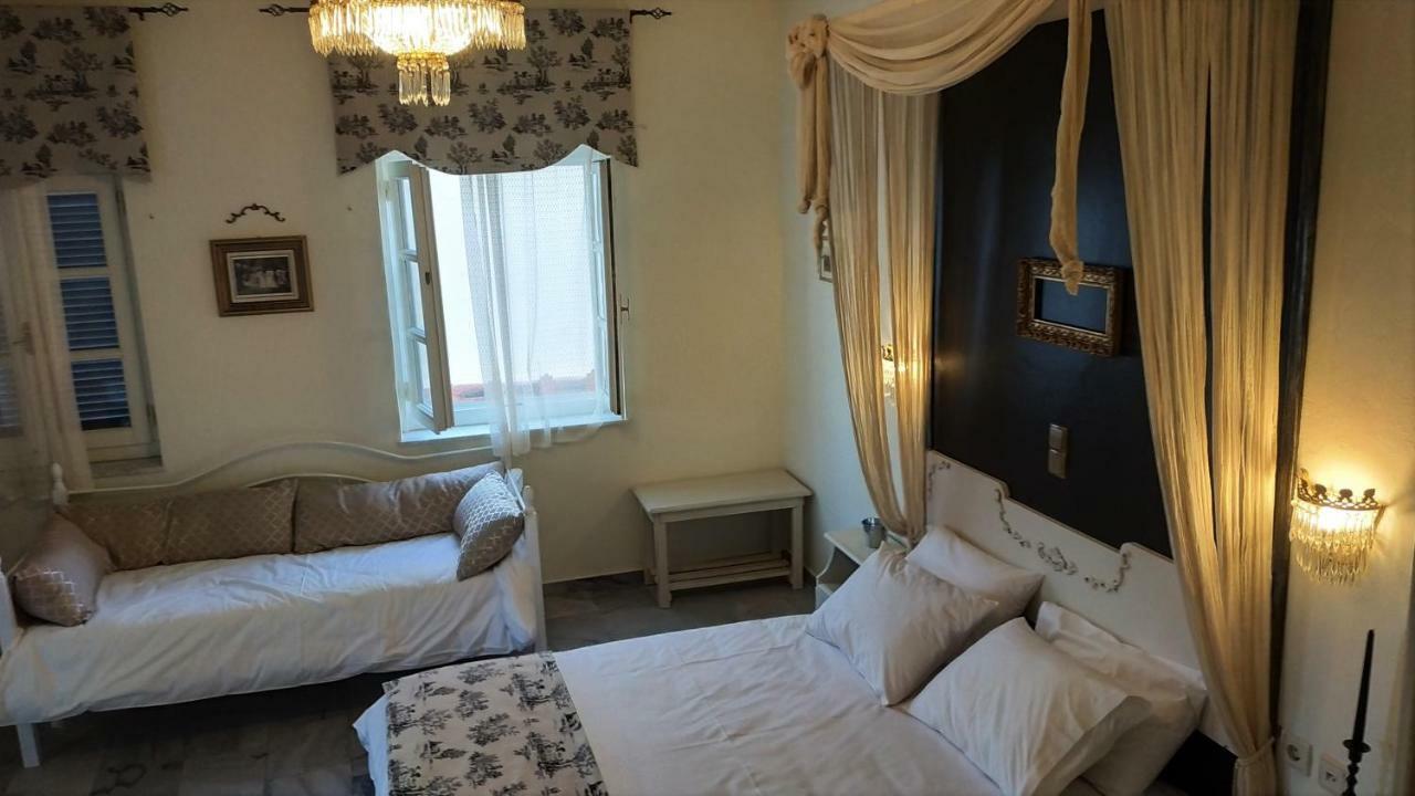 Fiera Guesthouse Ermupoli Zewnętrze zdjęcie