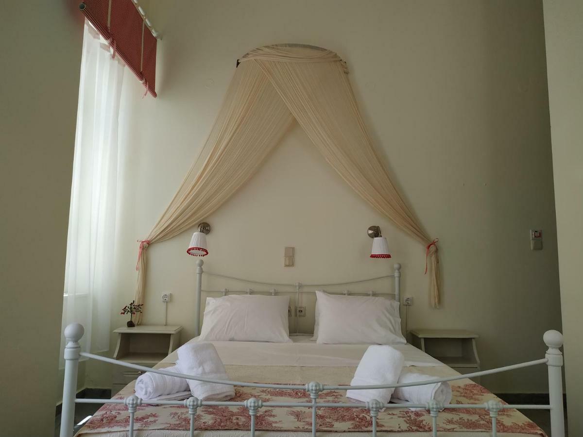 Fiera Guesthouse Ermupoli Zewnętrze zdjęcie