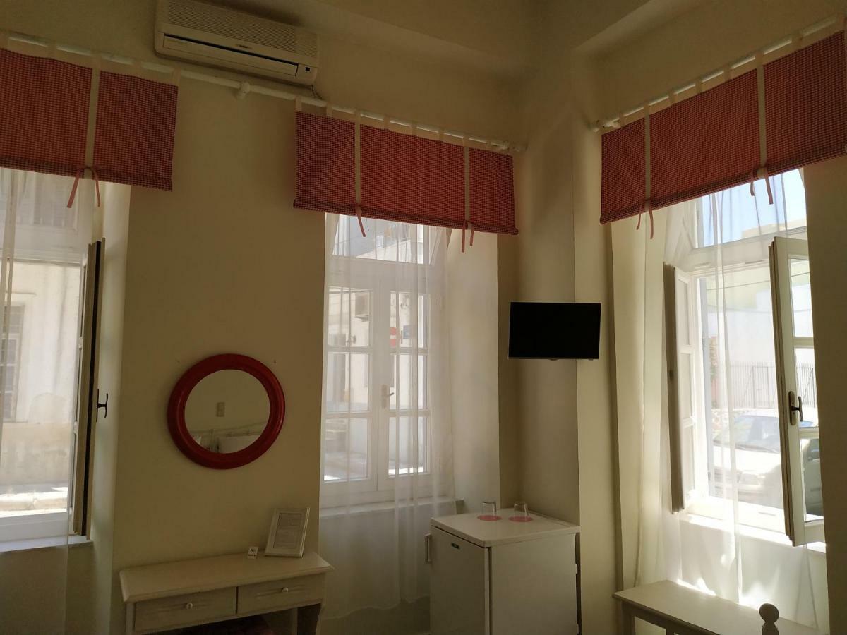 Fiera Guesthouse Ermupoli Zewnętrze zdjęcie