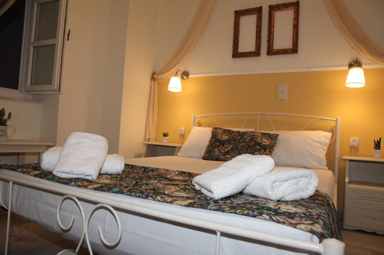 Fiera Guesthouse Ermupoli Zewnętrze zdjęcie